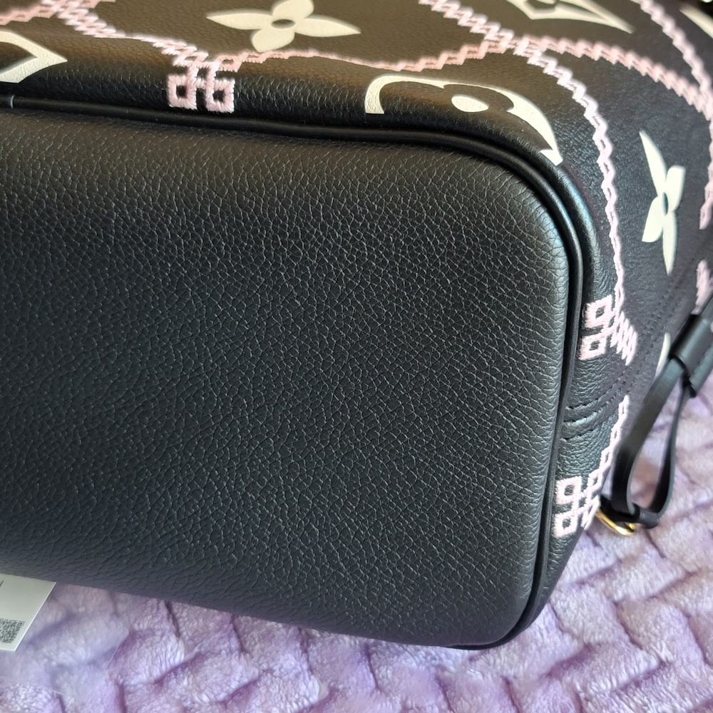 Louis Vuitton Neverfull MM Black Giant Flower Monogram Empreinte Leather Bag - Picture 10 of 17